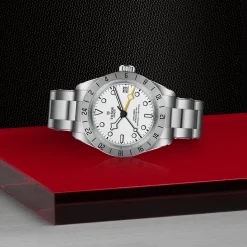Tudor Black Bay Pro Best