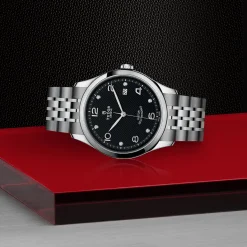 Tudor 1926 Outlet