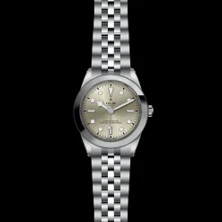 Tudor Black Bay 39 Hot