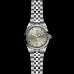 Tudor Black Bay 41 Hot