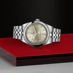 Tudor Black Bay 41 Hot