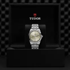 Tudor Black Bay 41 Fashion