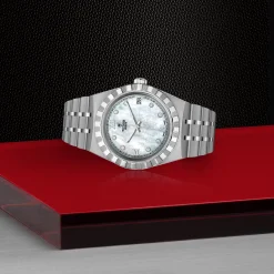 Tudor Royal Best